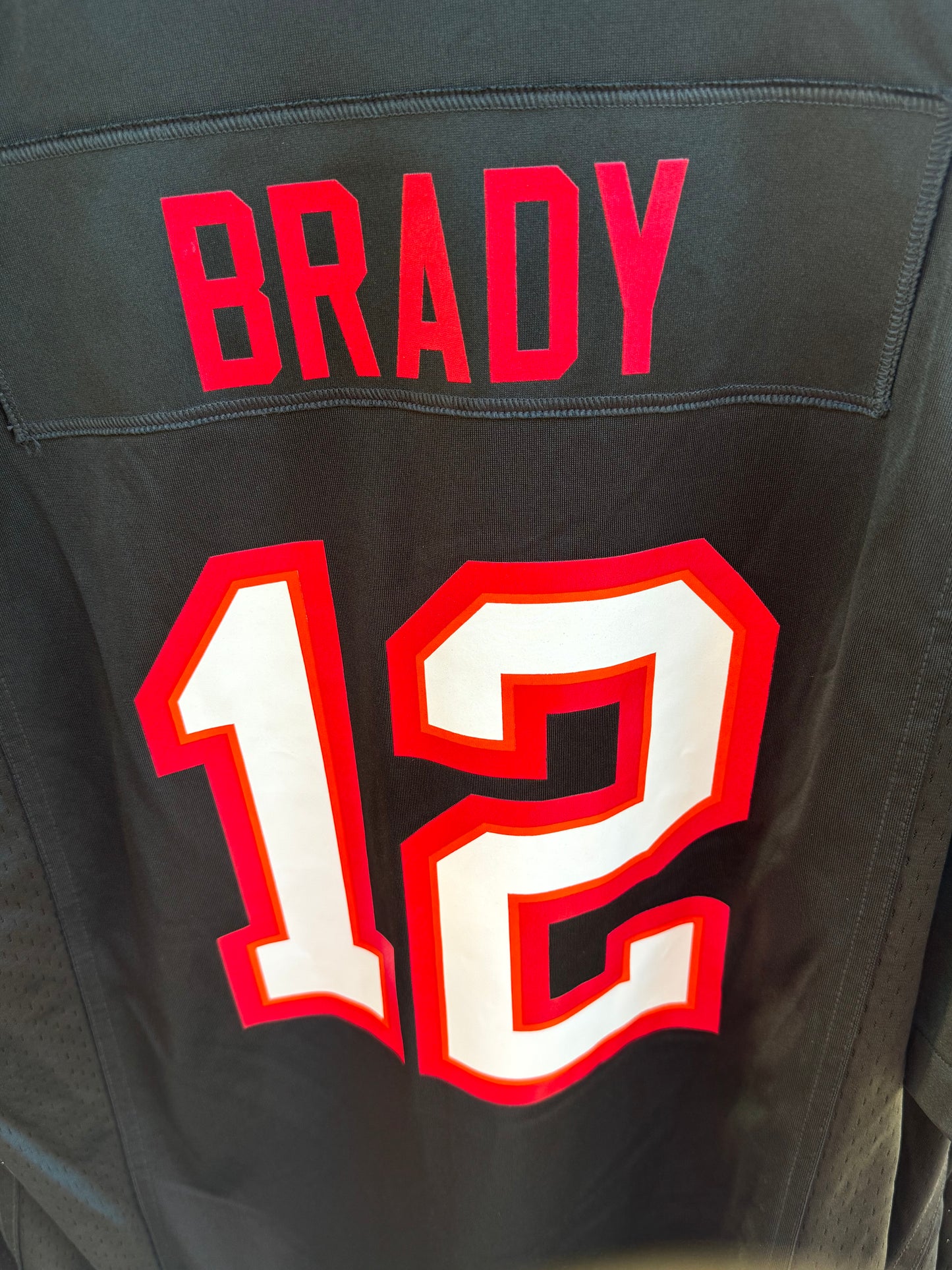 Authentic Nike Buccaneers Tom Brady jersey flash sale