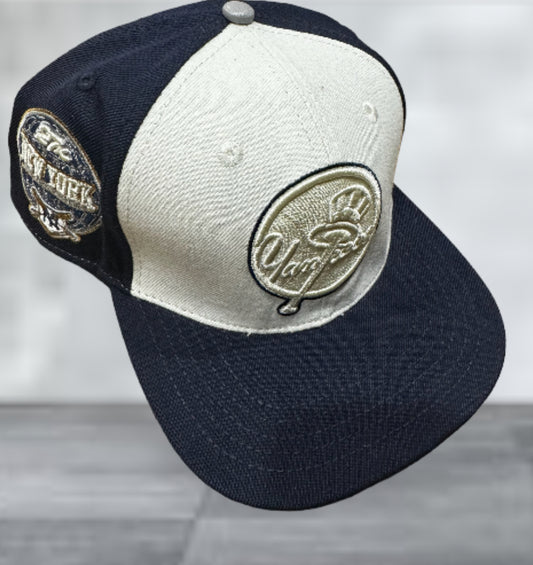 New York Yankees Pro Standard Snapback Hat