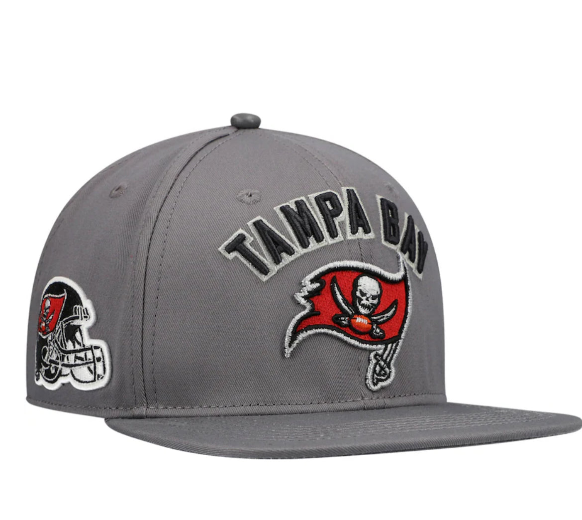 Buccaneers Pro Standard Grey Snapback Hat