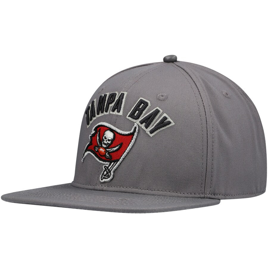 Buccaneers Pro Standard Grey Snapback Hat