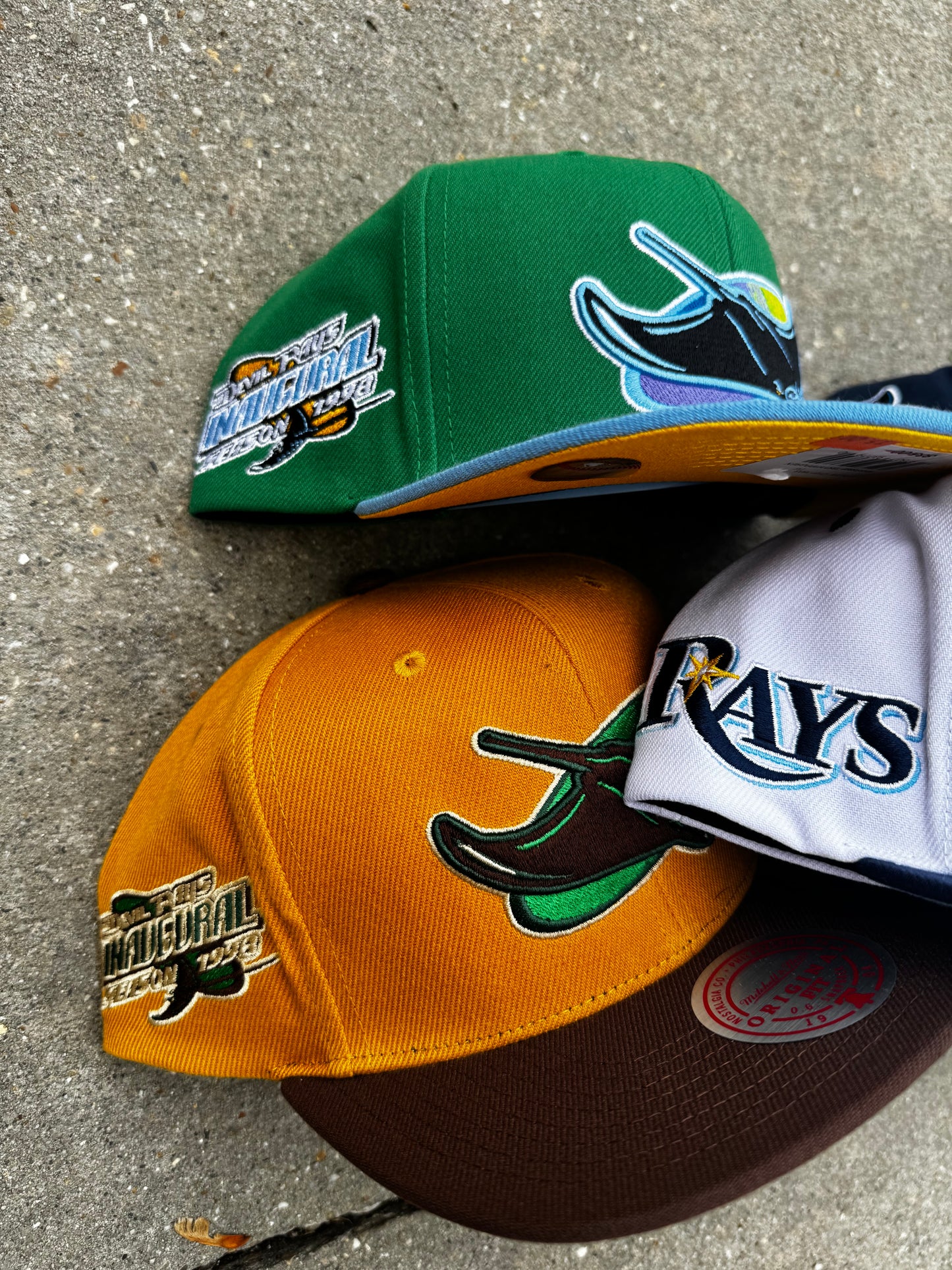 Mitchell & Ness Rays Snapback  Tan