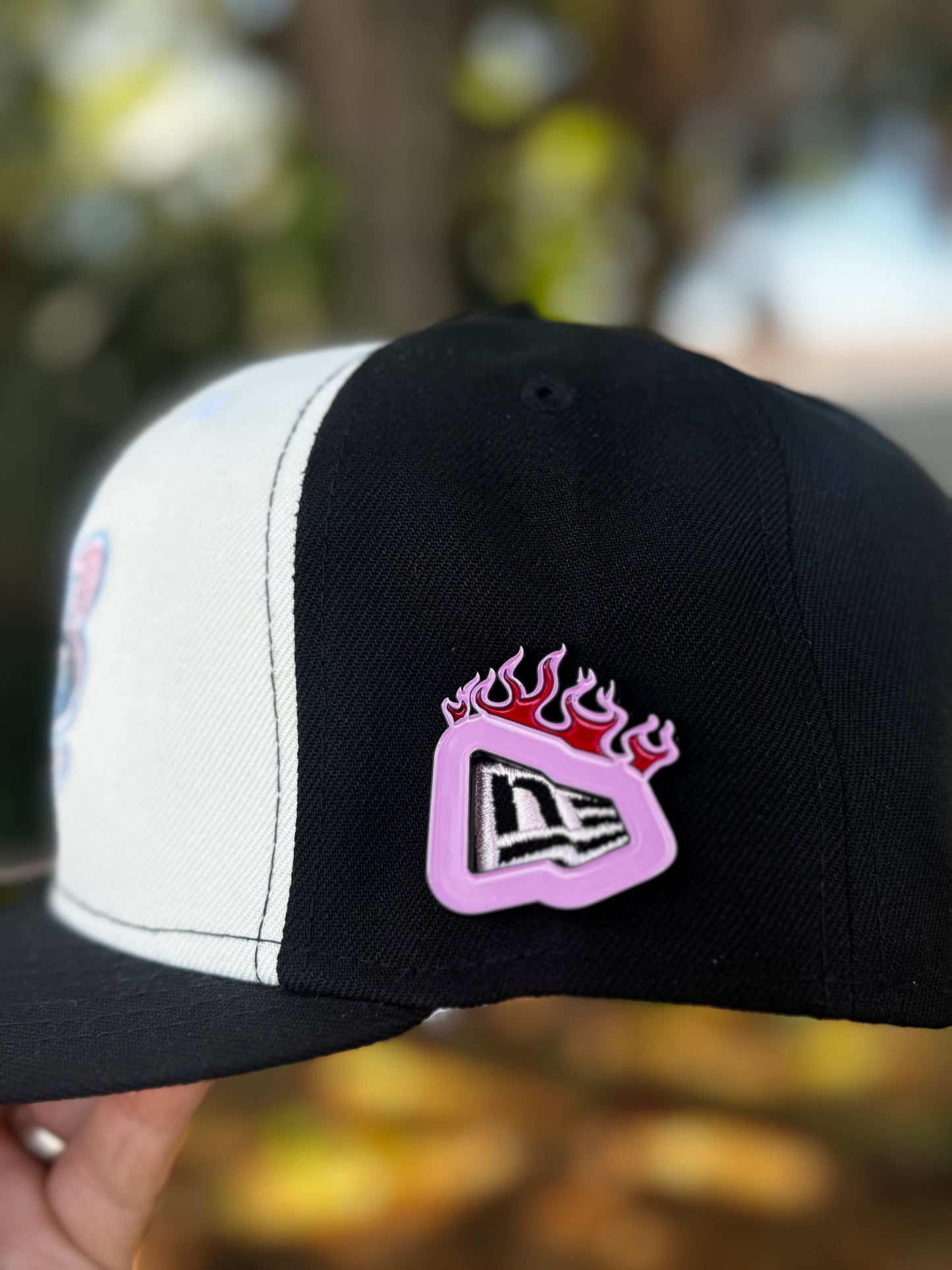 Pink Flames New Era Logo Border Pin